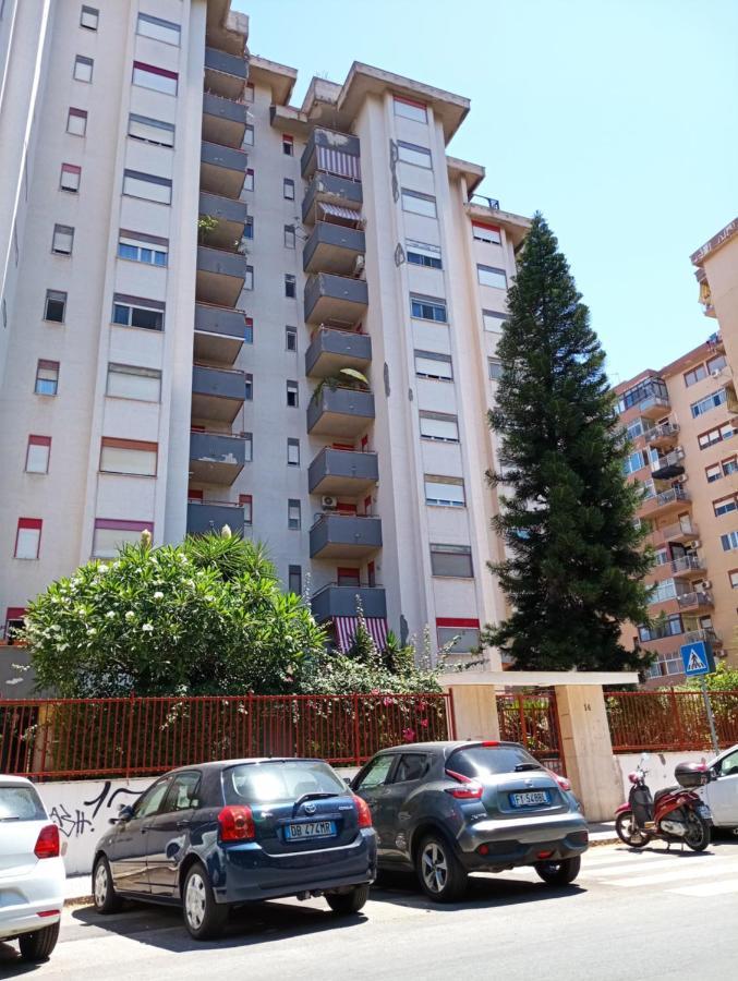 Appartamento Zisa Palermo Bagian luar foto